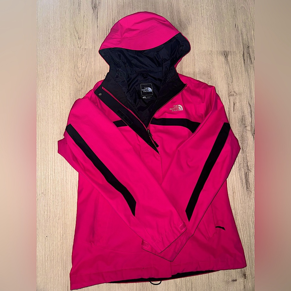 The North Face Rain Jacket. Pink, size medium.